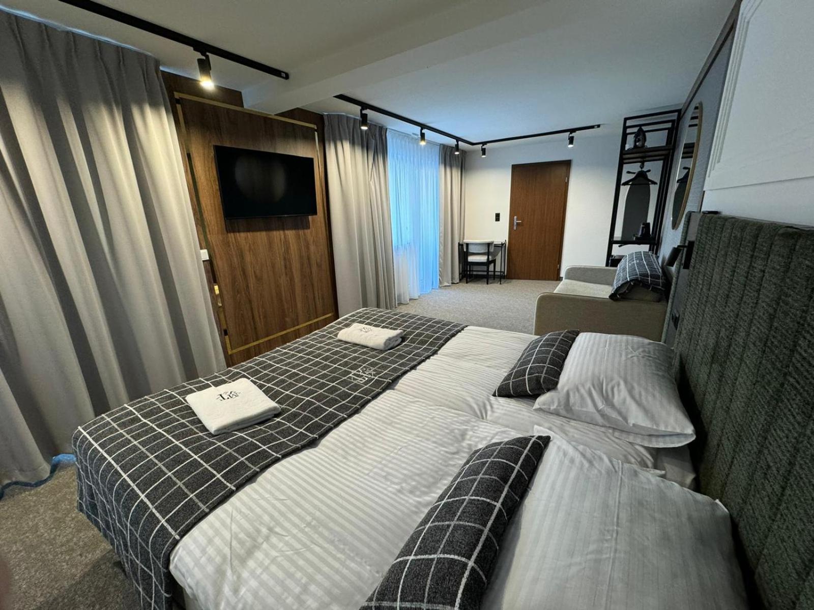Main Spessart Terrasse Hotel & Restaurant Gemunden am Main Bilik gambar
